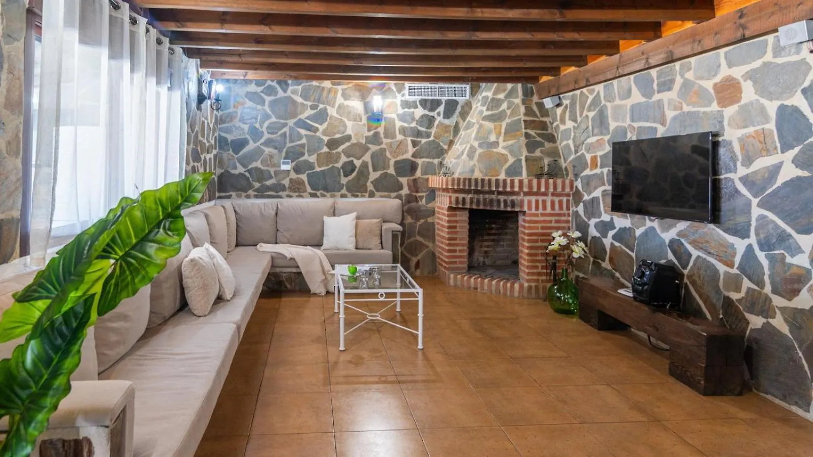 Cabana De Piedra El Borge By Ruralidays Moclinejo Holiday home